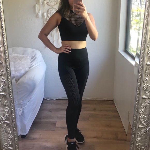 CHASE in Black - Picture 8 of 9